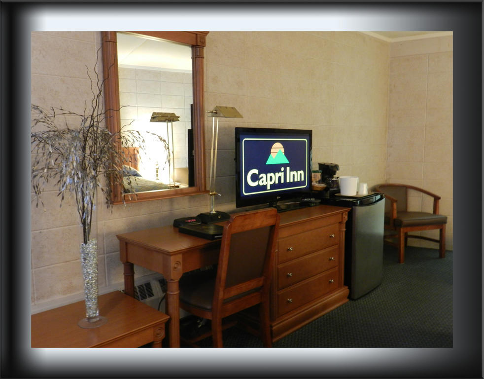 Capri Inn Sainte-Catherine Exteriör bild